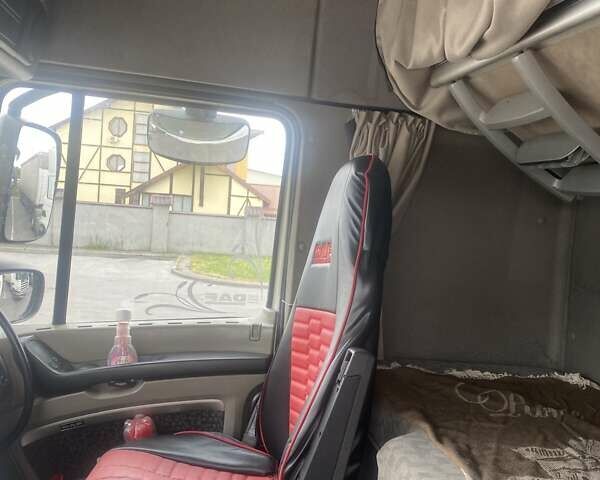 Белый Даф XF 105, объемом двигателя 12.9 л и пробегом 940 тыс. км за 11000 $, фото 9 на Automoto.ua