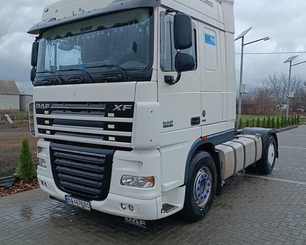 Білий Даф XF 105, об'ємом двигуна 12.9 л та пробігом 1 тис. км за 10000 $, фото 2 на Automoto.ua