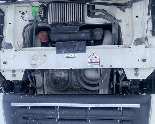 Белый Даф XF 105, объемом двигателя 12.9 л и пробегом 940 тыс. км за 11000 $, фото 15 на Automoto.ua