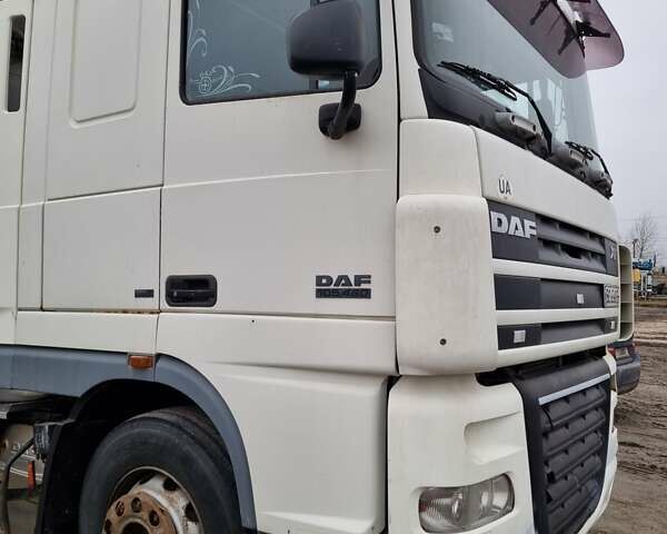Белый Даф XF 105, объемом двигателя 12.9 л и пробегом 1 тыс. км за 7799 $, фото 3 на Automoto.ua
