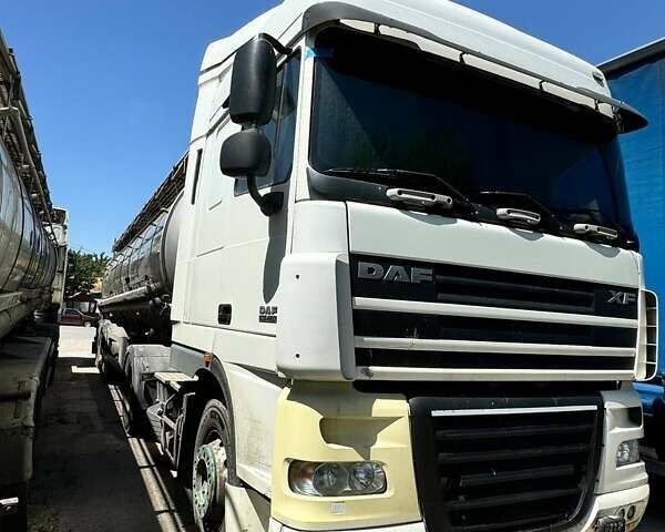 Белый Даф XF 105, объемом двигателя 12.9 л и пробегом 2 тыс. км за 24000 $, фото 2 на Automoto.ua