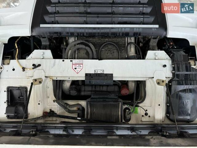 Білий Даф XF 105, об'ємом двигуна 12.9 л та пробігом 1000 тис. км за 9500 $, фото 1 на Automoto.ua