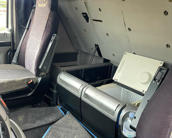 Белый Даф XF 105, объемом двигателя 0 л и пробегом 999 тыс. км за 11500 $, фото 6 на Automoto.ua