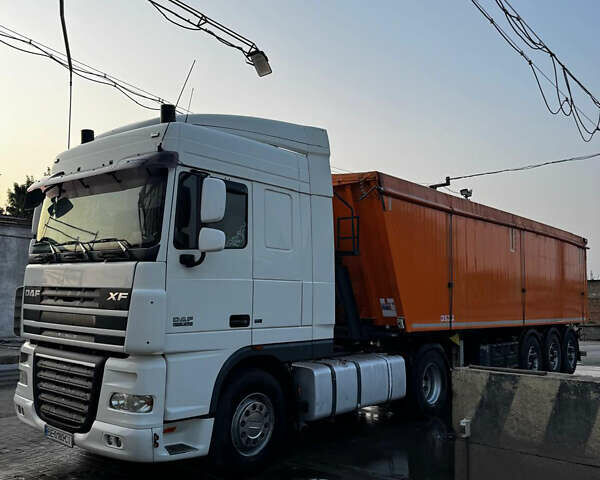 Белый Даф XF 105, объемом двигателя 0 л и пробегом 653 тыс. км за 18000 $, фото 3 на Automoto.ua