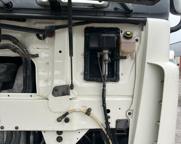 Білий Даф XF 105, об'ємом двигуна 12.9 л та пробігом 1 тис. км за 17000 $, фото 3 на Automoto.ua