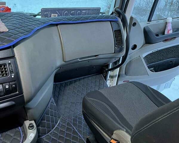 Білий Даф XF 105, об'ємом двигуна 12.9 л та пробігом 10 тис. км за 10000 $, фото 9 на Automoto.ua