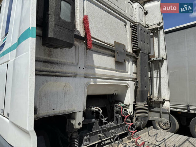 Білий Даф XF 105, об'ємом двигуна 12.9 л та пробігом 1000 тис. км за 20000 $, фото 2 на Automoto.ua