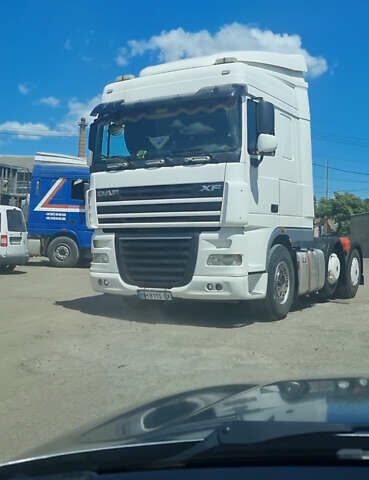 Білий Даф XF 105, об'ємом двигуна 12.9 л та пробігом 1 тис. км за 15000 $, фото 1 на Automoto.ua
