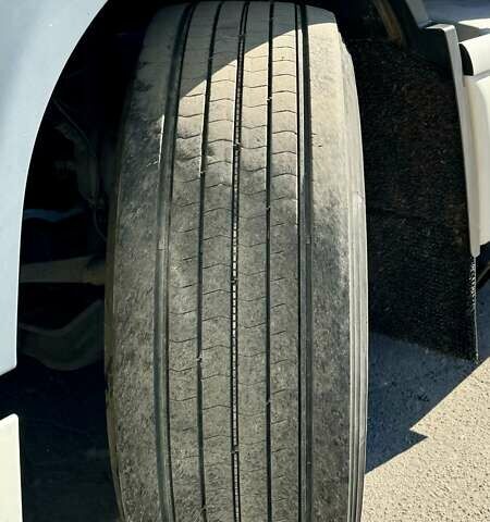 Белый Даф XF 105, объемом двигателя 12.9 л и пробегом 675 тыс. км за 25500 $, фото 13 на Automoto.ua