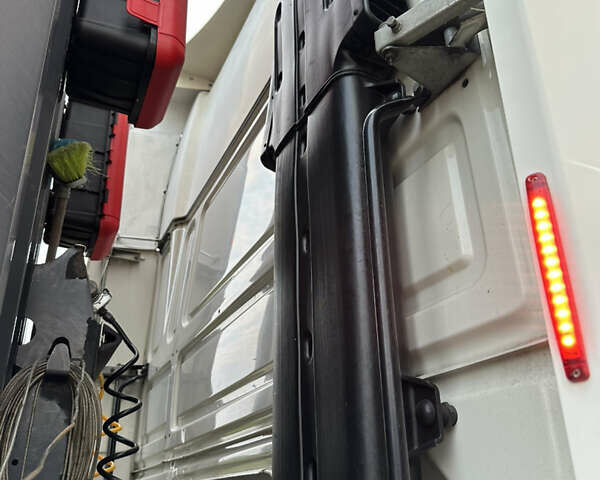 Белый Даф XF 105, объемом двигателя 0 л и пробегом 100 тыс. км за 23999 $, фото 45 на Automoto.ua