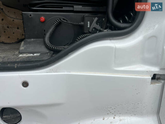 Белый Даф XF 105, объемом двигателя 12.9 л и пробегом 1 тыс. км за 13500 $, фото 22 на Automoto.ua