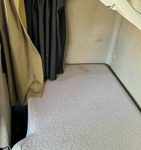 Белый Даф XF 105, объемом двигателя 12.9 л и пробегом 675 тыс. км за 25500 $, фото 11 на Automoto.ua