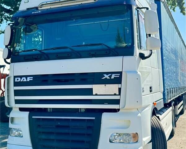 Белый Даф XF 105, объемом двигателя 12.9 л и пробегом 675 тыс. км за 25500 $, фото 1 на Automoto.ua