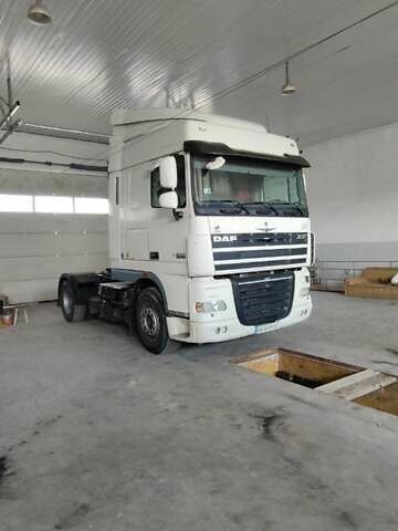 Білий Даф XF 105, об'ємом двигуна 12.9 л та пробігом 887 тис. км за 11300 $, фото 2 на Automoto.ua