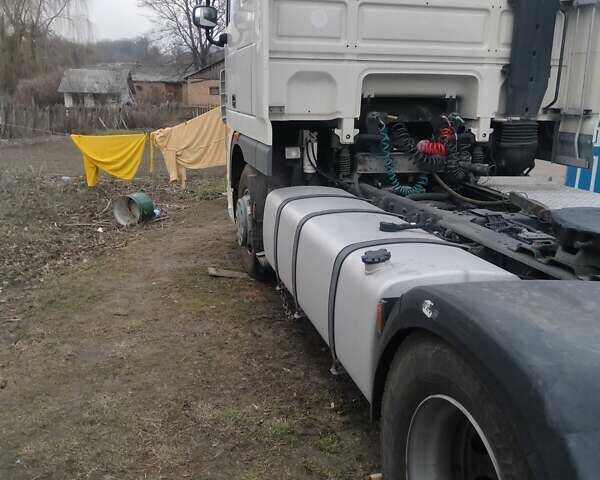 Білий Даф XF 105, об'ємом двигуна 12.9 л та пробігом 650 тис. км за 18000 $, фото 2 на Automoto.ua