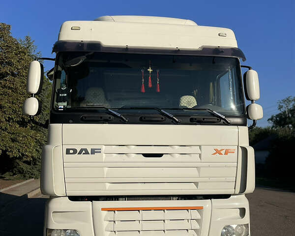 Білий Даф XF 105, об'ємом двигуна 12.9 л та пробігом 1 тис. км за 15200 $, фото 3 на Automoto.ua