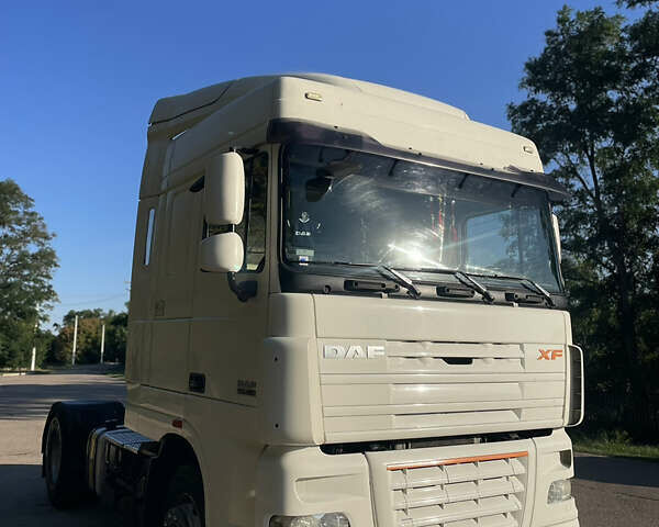 Білий Даф XF 105, об'ємом двигуна 12.9 л та пробігом 1 тис. км за 15200 $, фото 1 на Automoto.ua