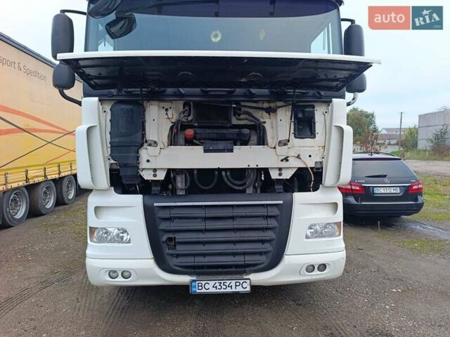 Белый Даф XF 105, объемом двигателя 12.8 л и пробегом 220 тыс. км за 13800 $, фото 6 на Automoto.ua