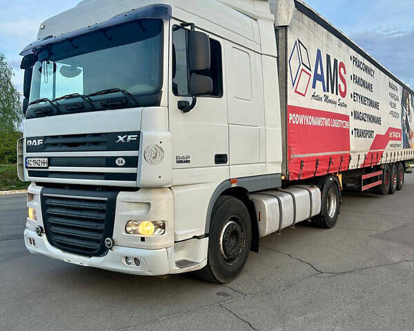 Белый Даф XF 105, объемом двигателя 12.9 л и пробегом 879 тыс. км за 12300 $, фото 1 на Automoto.ua
