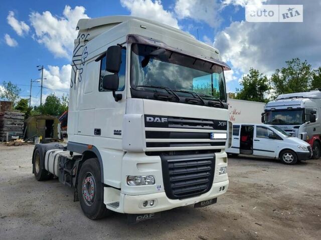 Белый Даф XF 105, объемом двигателя 12.9 л и пробегом 110 тыс. км за 12857 $, фото 2 на Automoto.ua