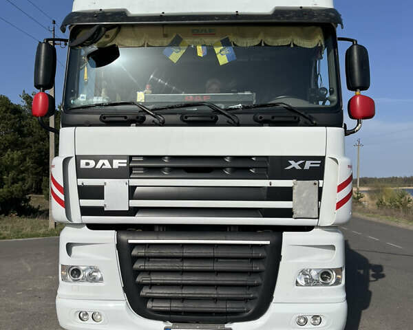 Белый Даф XF 105, объемом двигателя 12.9 л и пробегом 1 тыс. км за 13100 $, фото 1 на Automoto.ua