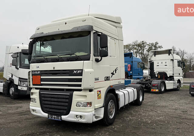 Белый Даф XF 105, объемом двигателя 12.9 л и пробегом 1000 тыс. км за 10299 $, фото 3 на Automoto.ua