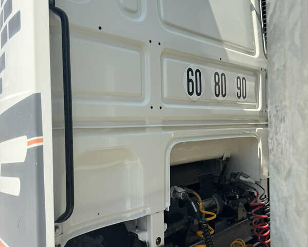 Белый Даф XF 105, объемом двигателя 12.9 л и пробегом 1 тыс. км за 13000 $, фото 1 на Automoto.ua