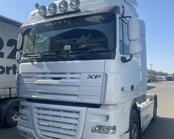 Білий Даф XF 105, об'ємом двигуна 12 л та пробігом 1 тис. км за 11500 $, фото 1 на Automoto.ua