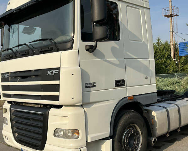 Белый Даф XF 105, объемом двигателя 12.9 л и пробегом 1000 тыс. км за 11000 $, фото 2 на Automoto.ua