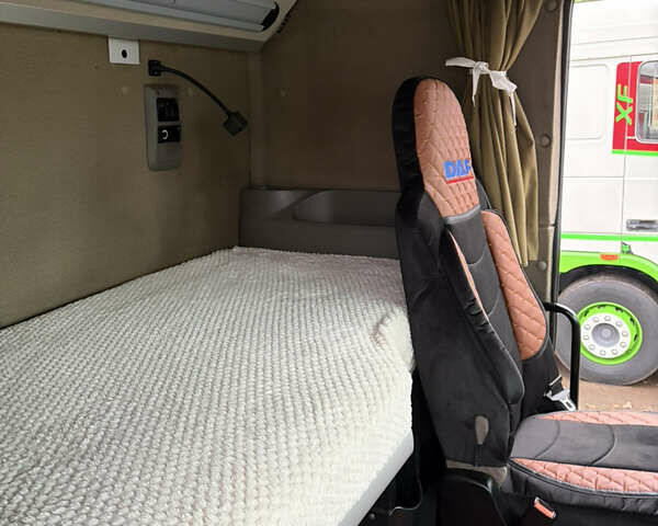 Білий Даф XF 105, об'ємом двигуна 12.9 л та пробігом 743 тис. км за 12500 $, фото 25 на Automoto.ua