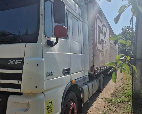 Белый Даф XF 105, объемом двигателя 12.9 л и пробегом 850 тыс. км за 18000 $, фото 1 на Automoto.ua