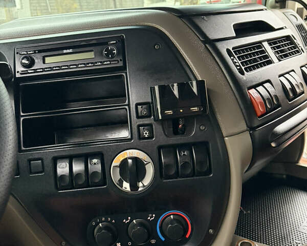 Білий Даф XF 105, об'ємом двигуна 12.9 л та пробігом 743 тис. км за 12500 $, фото 33 на Automoto.ua