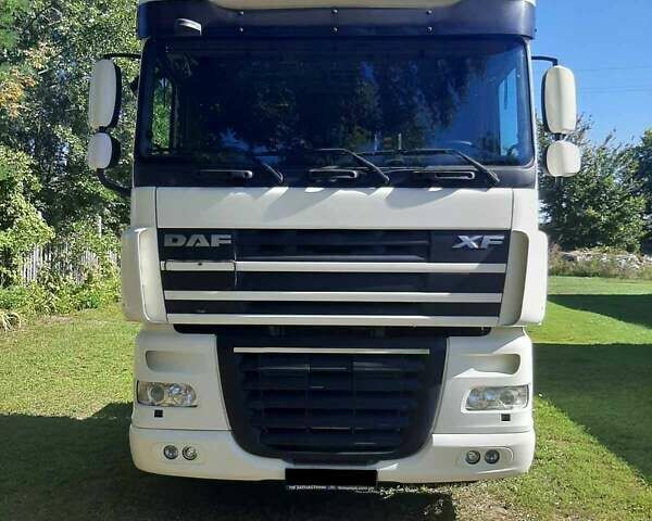 Белый Даф XF 105, объемом двигателя 12.9 л и пробегом 805 тыс. км за 12800 $, фото 2 на Automoto.ua