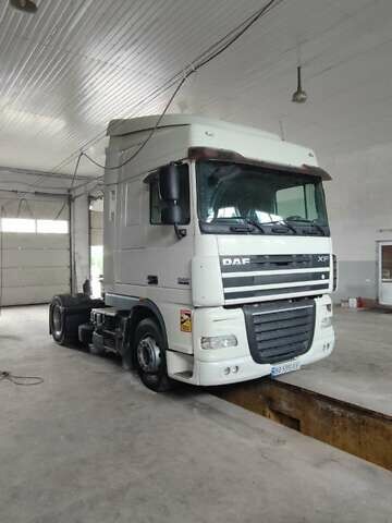 Белый Даф XF 105, объемом двигателя 12.9 л и пробегом 1 тыс. км за 14000 $, фото 1 на Automoto.ua