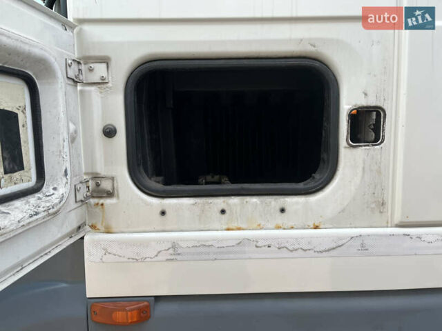 Белый Даф XF 105, объемом двигателя 12.9 л и пробегом 999 тыс. км за 10699 $, фото 24 на Automoto.ua