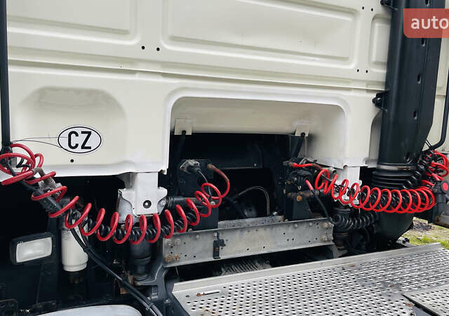 Білий Даф XF 105, об'ємом двигуна 12.9 л та пробігом 965 тис. км за 18000 $, фото 13 на Automoto.ua