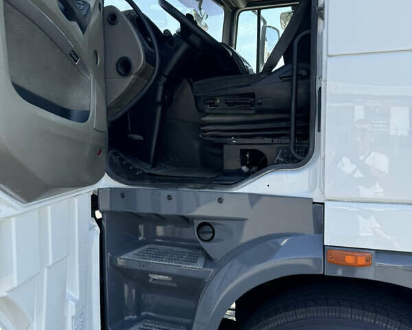 Білий Даф XF 105, об'ємом двигуна 12.9 л та пробігом 1 тис. км за 15600 $, фото 10 на Automoto.ua