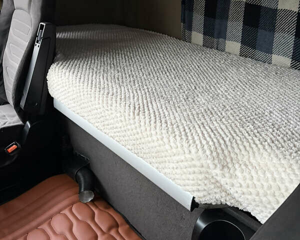 Белый Даф XF 105, объемом двигателя 12.9 л и пробегом 950 тыс. км за 12500 $, фото 22 на Automoto.ua