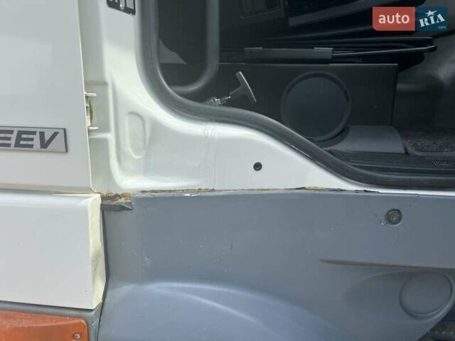 Белый Даф XF 105, объемом двигателя 12.9 л и пробегом 805 тыс. км за 12800 $, фото 6 на Automoto.ua