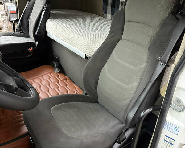 Белый Даф XF 105, объемом двигателя 12.9 л и пробегом 950 тыс. км за 12500 $, фото 20 на Automoto.ua