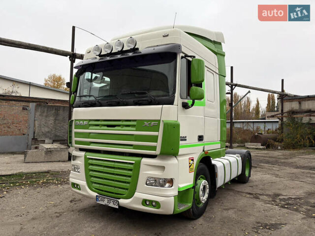 Белый Даф XF 105, объемом двигателя 12.9 л и пробегом 1 тыс. км за 15000 $, фото 4 на Automoto.ua