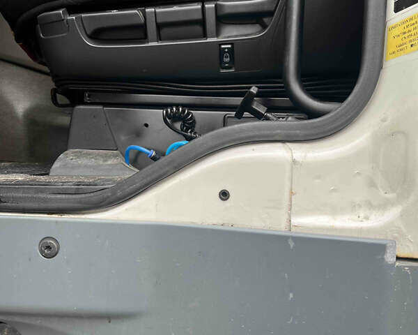 Белый Даф XF 105, объемом двигателя 12.9 л и пробегом 958 тыс. км за 14200 $, фото 21 на Automoto.ua