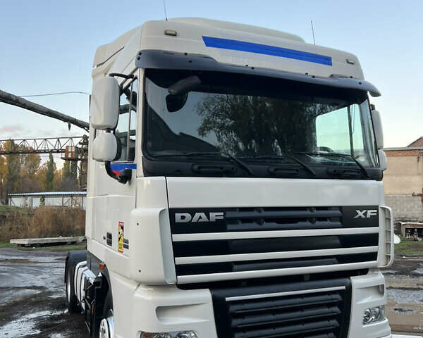 Даф XF 105 2012 в Черкассах на Automoto.ua Белый Даф XF 105, объемом двигателя 12.9 л и пробегом 120 тыс. км за 12500 $, фото 14 на Automoto.ua