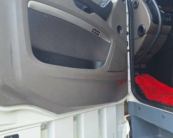 Даф XF 105 2012 в Романове на Automoto.ua Белый Даф XF 105, объемом двигателя 12.9 л и пробегом 1 тыс. км за 20000 $, фото 12 на Automoto.ua