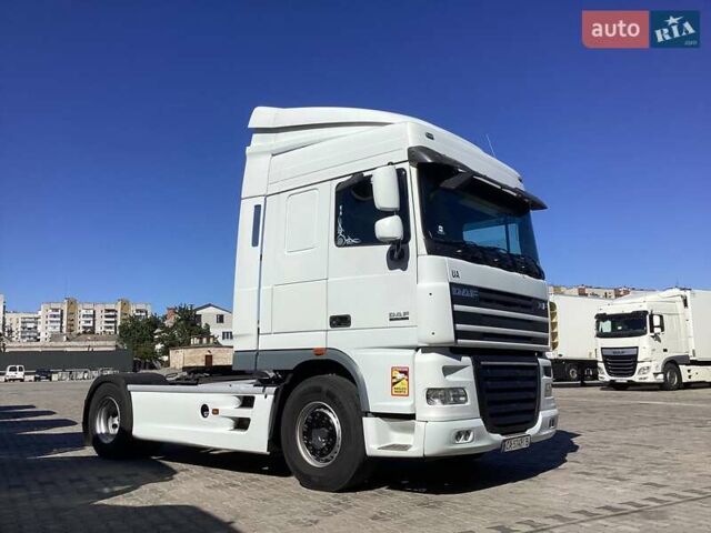 Белый Даф XF 105, объемом двигателя 12.9 л и пробегом 100 тыс. км за 16500 $, фото 1 на Automoto.ua