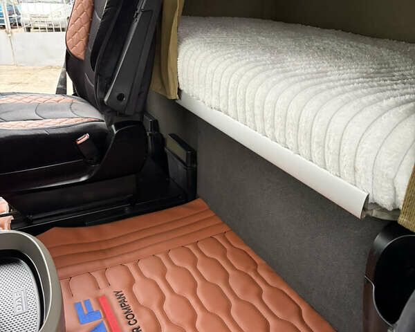 Белый Даф XF 105, объемом двигателя 12.9 л и пробегом 1 тыс. км за 15000 $, фото 40 на Automoto.ua