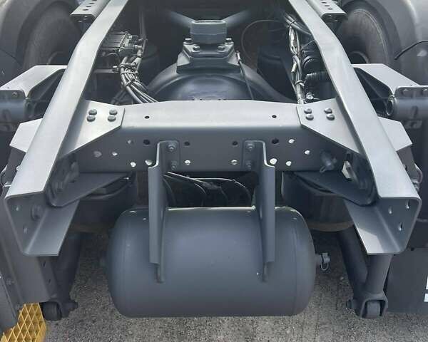 Білий Даф XF 105, об'ємом двигуна 12.9 л та пробігом 805 тис. км за 12500 $, фото 14 на Automoto.ua