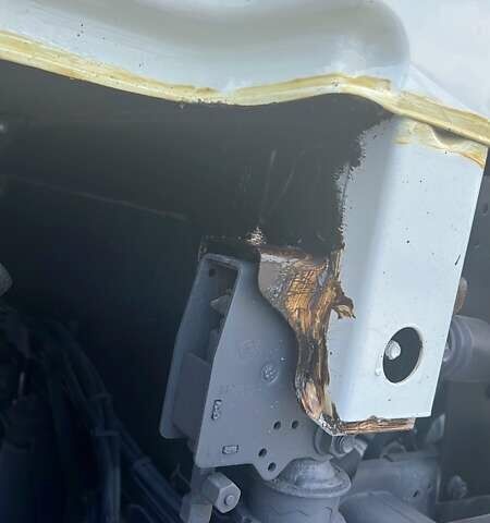 Білий Даф XF 105, об'ємом двигуна 12.9 л та пробігом 805 тис. км за 12500 $, фото 22 на Automoto.ua