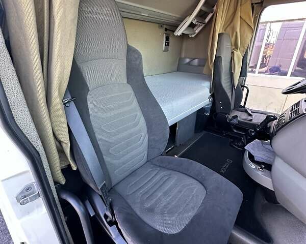 Белый Даф XF 105, объемом двигателя 12.9 л и пробегом 883 тыс. км за 29900 $, фото 14 на Automoto.ua