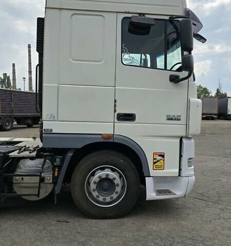 Белый Даф XF 105, объемом двигателя 12.9 л и пробегом 920 тыс. км за 9500 $, фото 2 на Automoto.ua